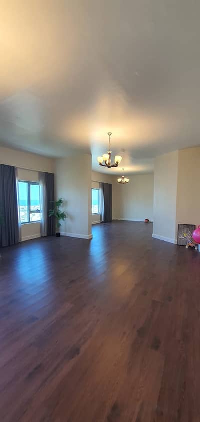 3 Bedroom Apartment for Sale in Al Majaz, Sharjah - WhatsApp Image 2025-12-23 at 12.13. 42 PM. jpeg 3 Bedroom Apartment for Sale in Al Majaz, Sharjah - WhatsApp Image 2025-12-23 at 12.13. 42 PM. jpeg