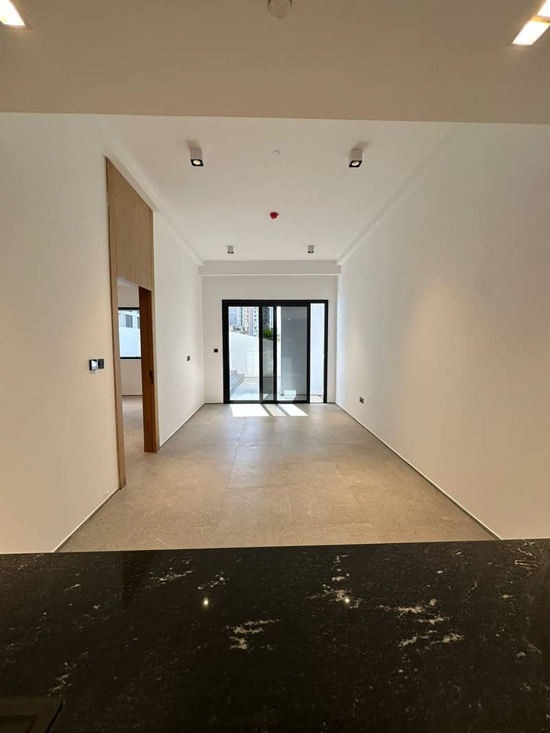 2 Hall 1. jpeg