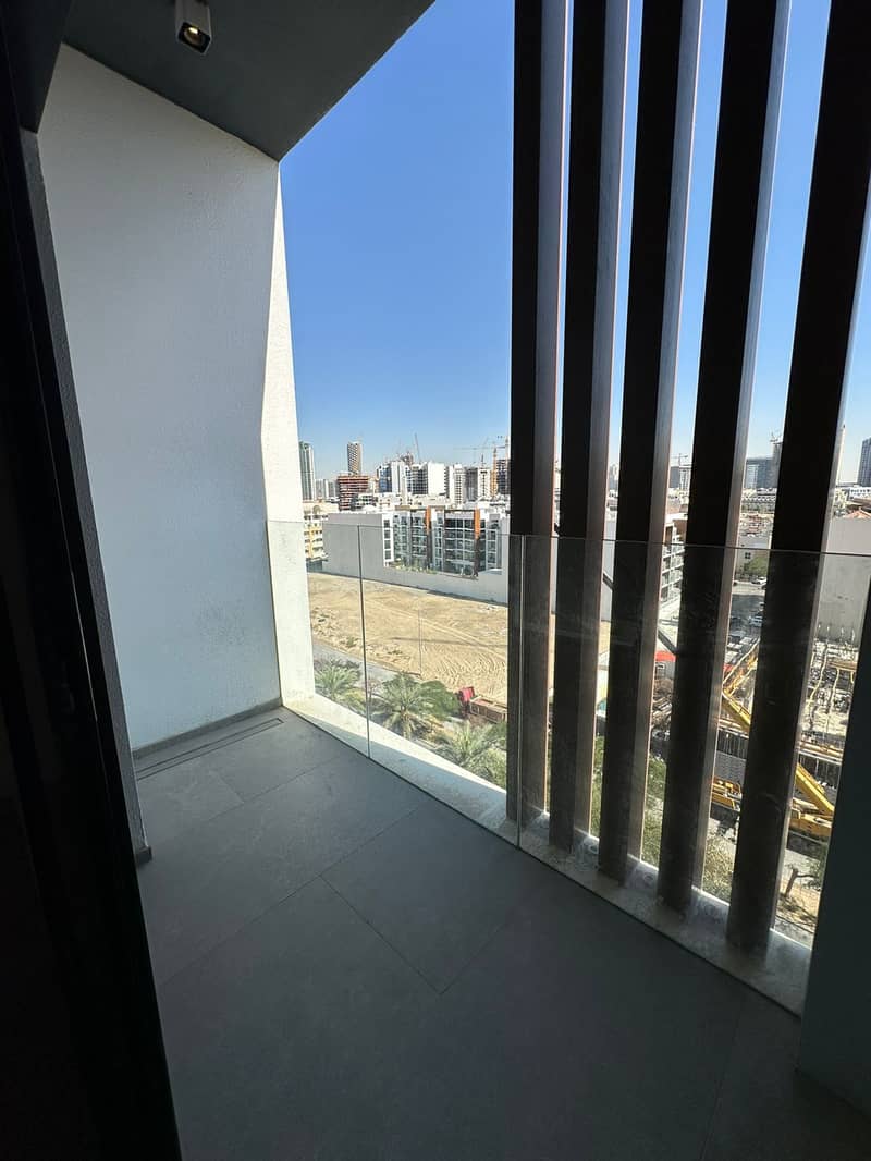 10 Balcony. jpeg