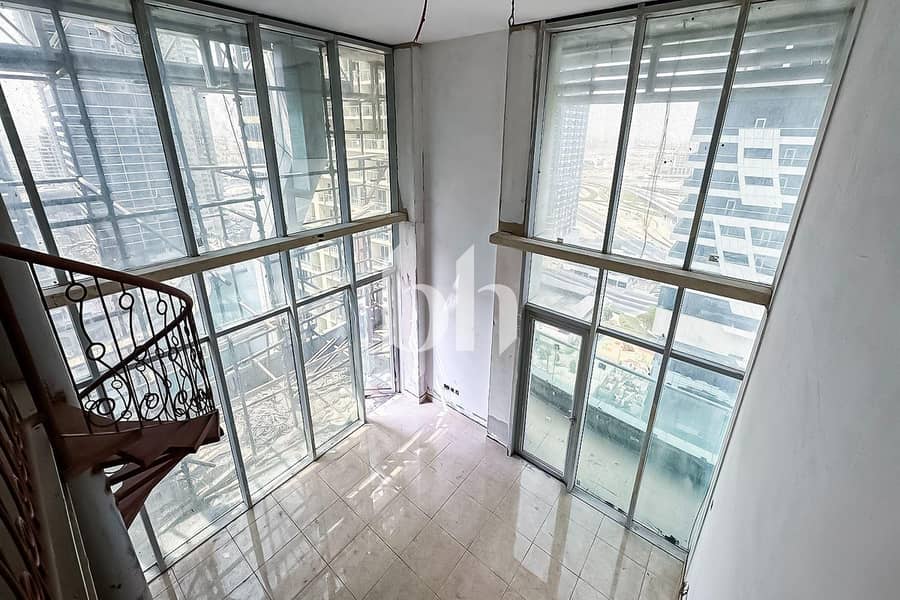 Rare Corner Duplex | Double Height Windows | Loft - Image 17