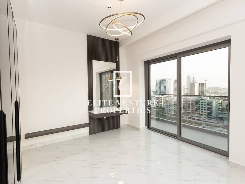 Spacious | Luxurious Living | Elegant 2 BHK - Image 2