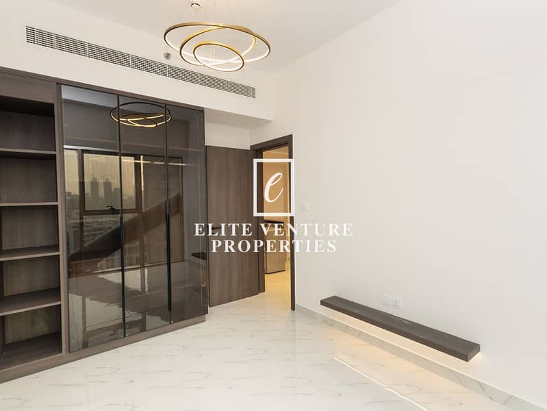 Spacious | Luxurious Living | Elegant 2 BHK - Image 5