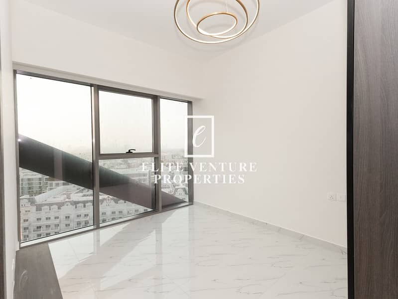 Spacious | Luxurious Living | Elegant 2 BHK - Image 6