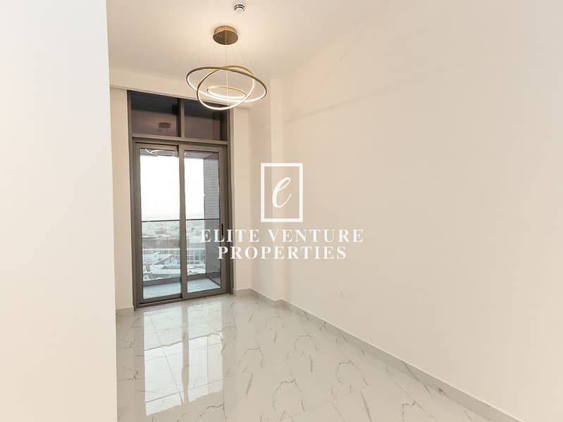 Spacious | Luxurious Living | Elegant 2 BHK - Image 11