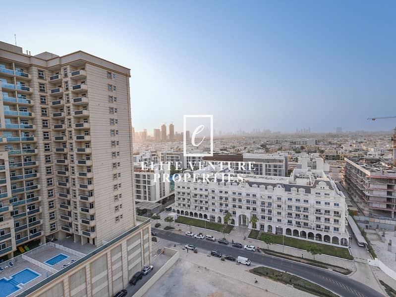 Spacious | Luxurious Living | Elegant 2 BHK - Image 33