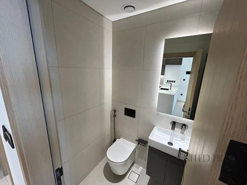 Modern 1BR + Powder Room| Ready to Move | H Three by Aurora, JVC - Image 7
