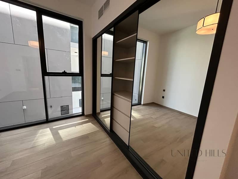 Modern 1BR + Powder Room| Ready to Move | H Three by Aurora, JVC - Image 9