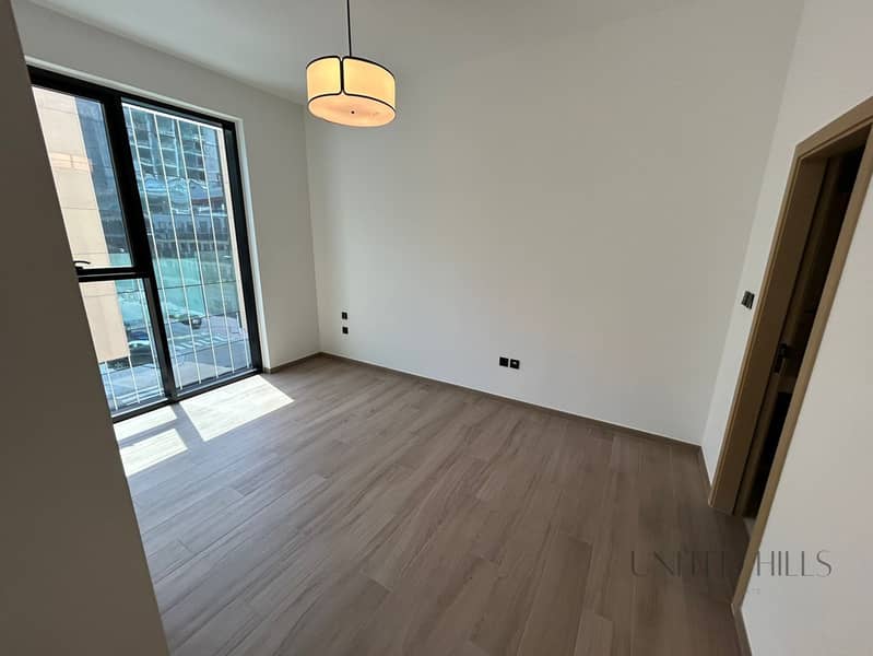 Spacious 1 Bedroom + Study | Two Full Bathrooms | Prime Circle Mall Location | H3 by Aurora - Image 4