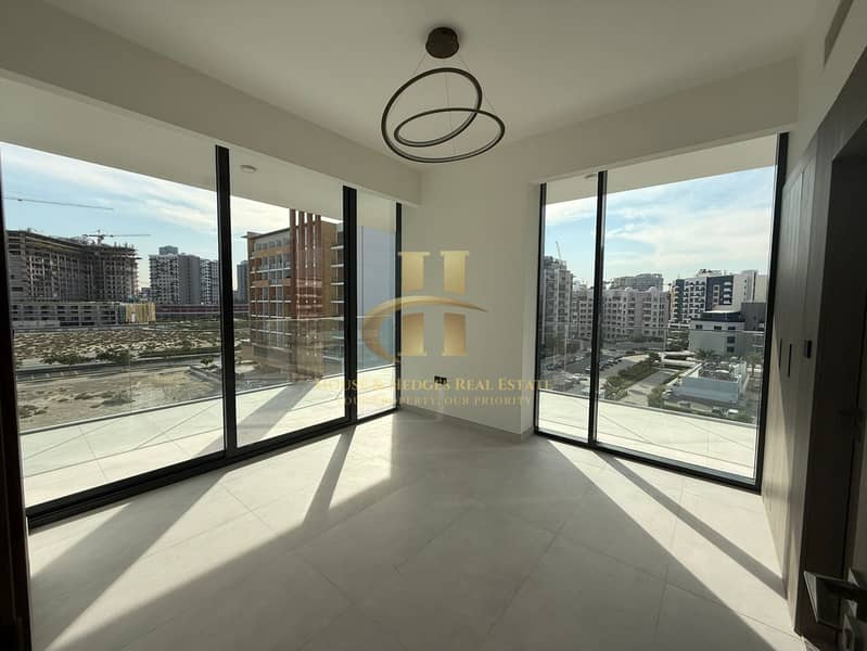 Spacious Layout | Pool View | Best Price - Image 3