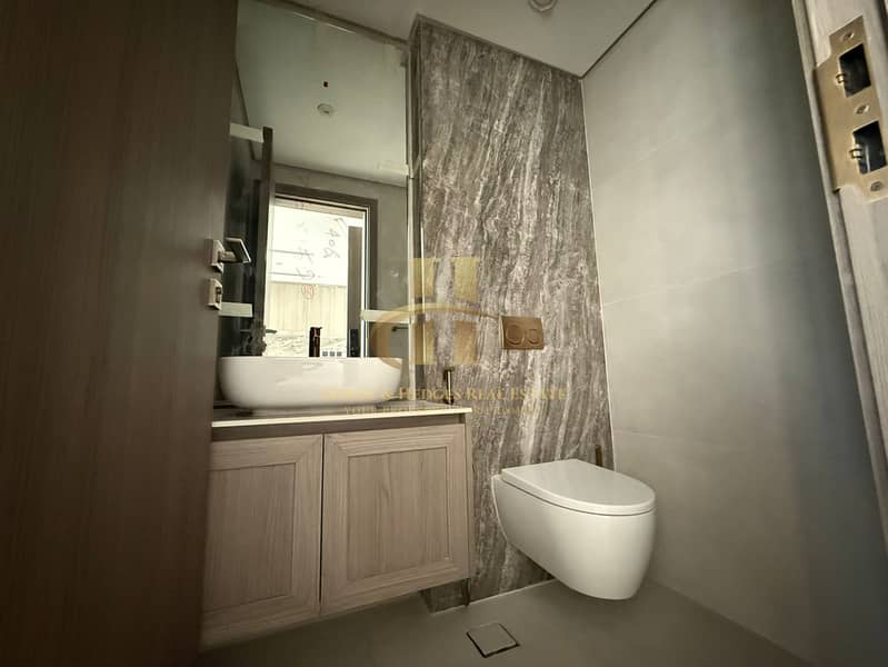 Spacious Layout | Pool View | Best Price - Image 9