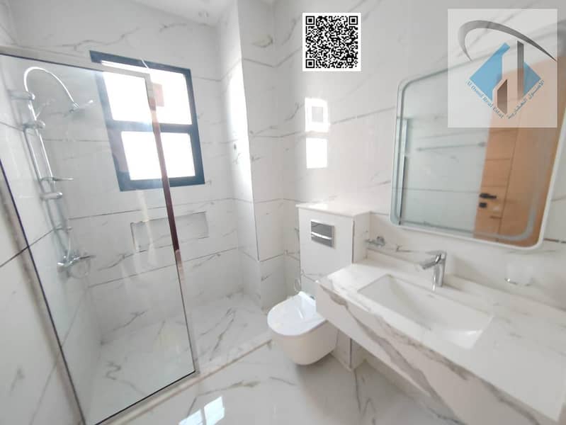8 4cad99a7-2254-4bf8-ae87-7057a47fc459. jpg