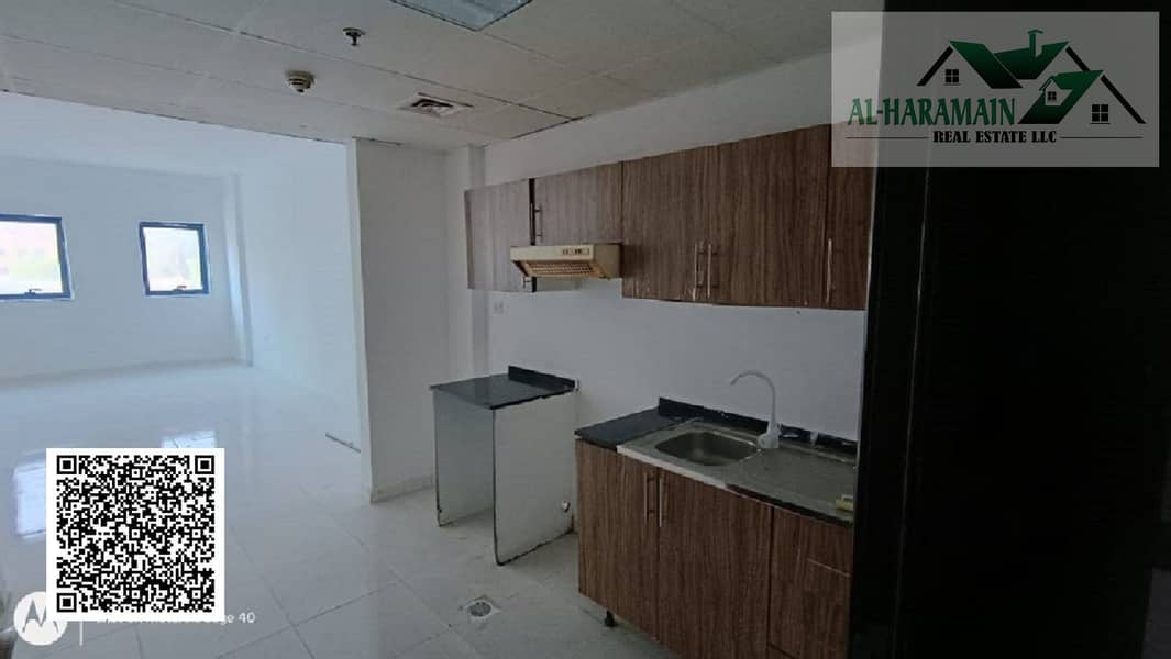 3 2e76a3c6-534b-4a2b-980e-0f3562d346bd. jpg