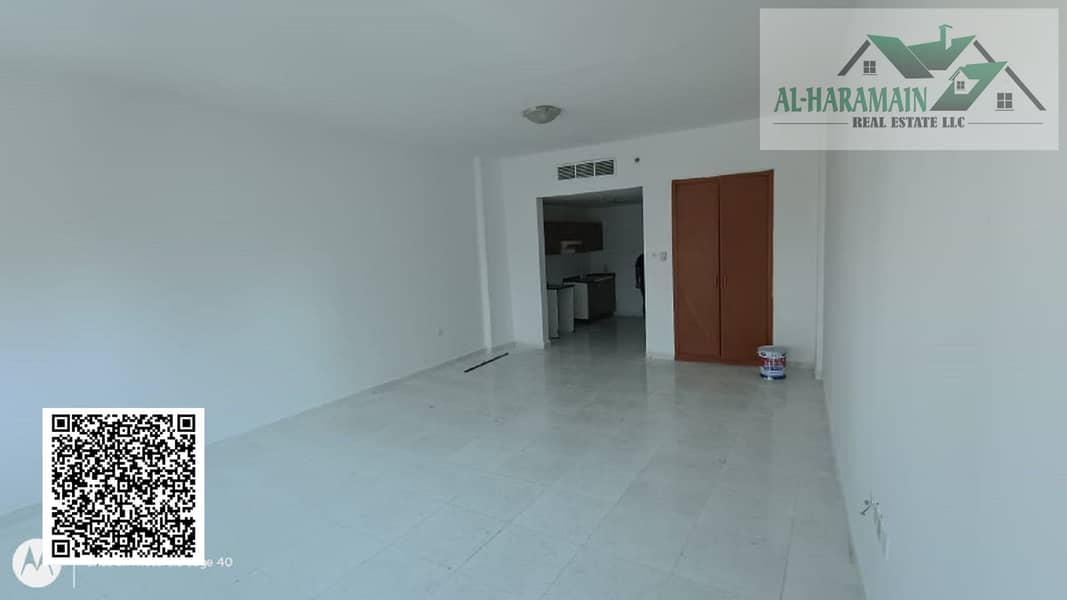 6 4f333d08-a49d-41e7-beed-43f7b75be489. jpg