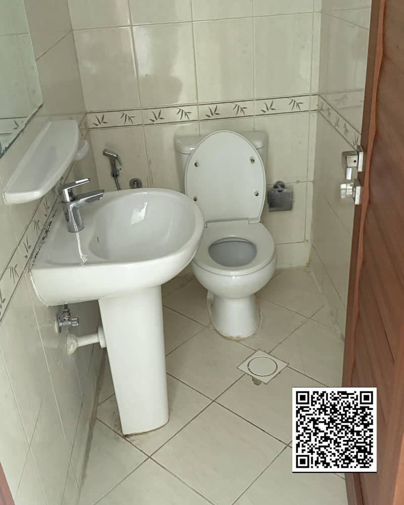 7 1000267422. png
