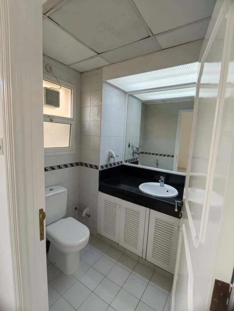 In AL MANARA DUBAI ADJACENT TO SHEIKH ZAID ROAD A Nice INDEPENDENT 5 BEDROOMS with 2 HALL VILLA available for RENT - Image 15