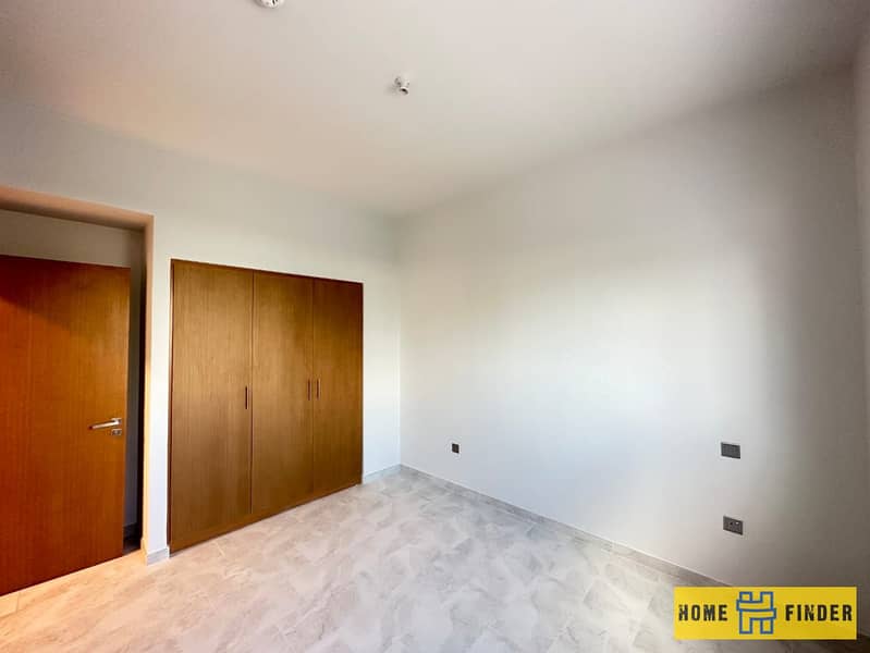 CORNER UNIT | READY TO MOVE-IN | CLOSE TO AMENITIES