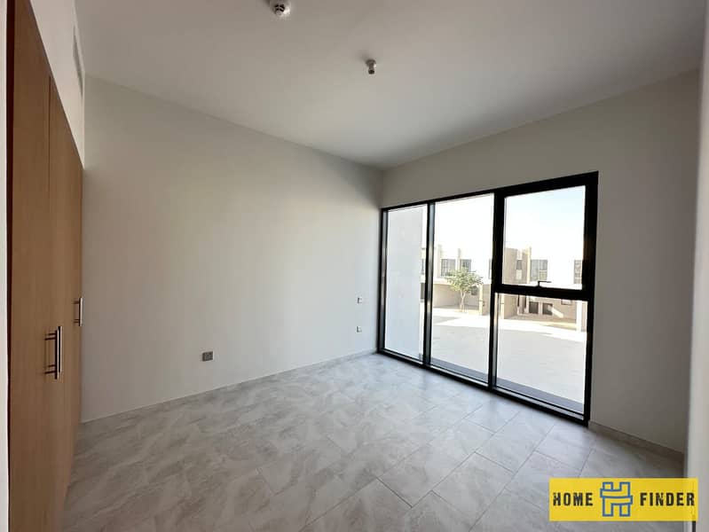 CORNER UNIT | READY TO MOVE-IN | CLOSE TO AMENITIES - Image 13