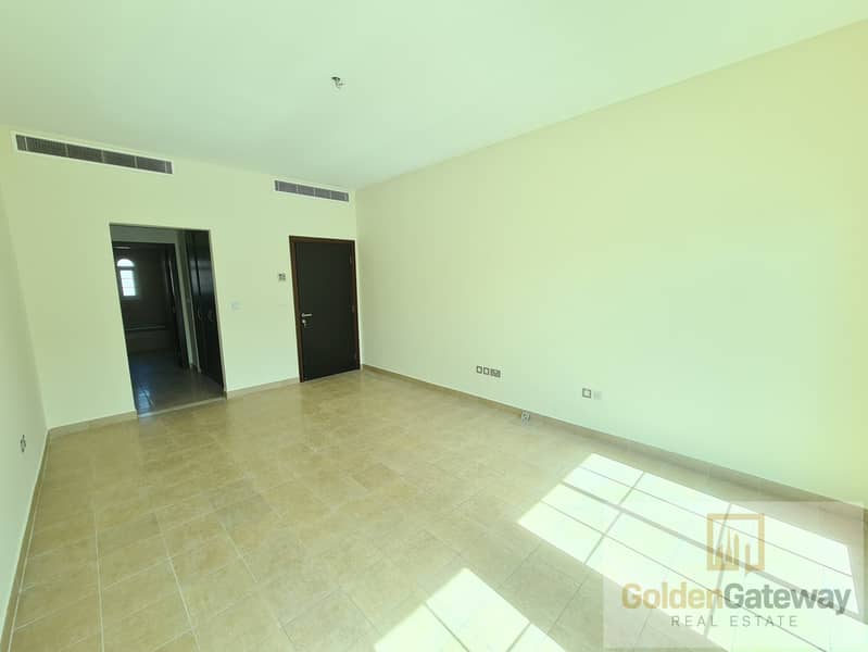 NEAR PARK| RARE UNIT| 2BR+MAIDS| JVT| - Image 17