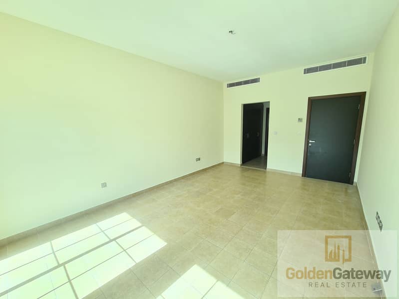 NEAR PARK| RARE UNIT| 2BR+MAIDS| JVT| - Image 18