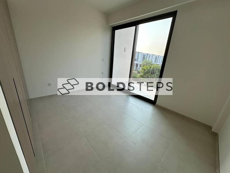 Luxury 3BR + Maid’s Room for Rent | The Valley – Nara