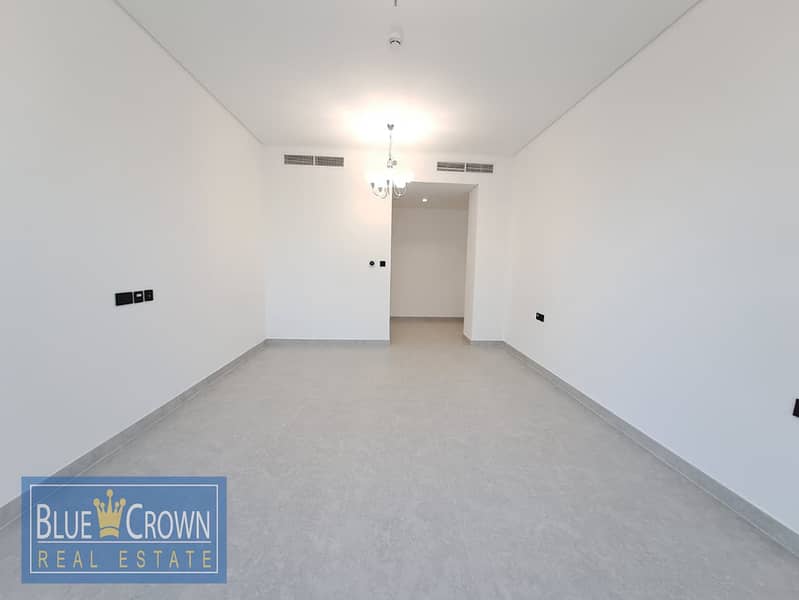 BRIGHT EUROPEAN!!SPECIOUS 1BHK WITH BALCONY NEAR METRO - Image 12