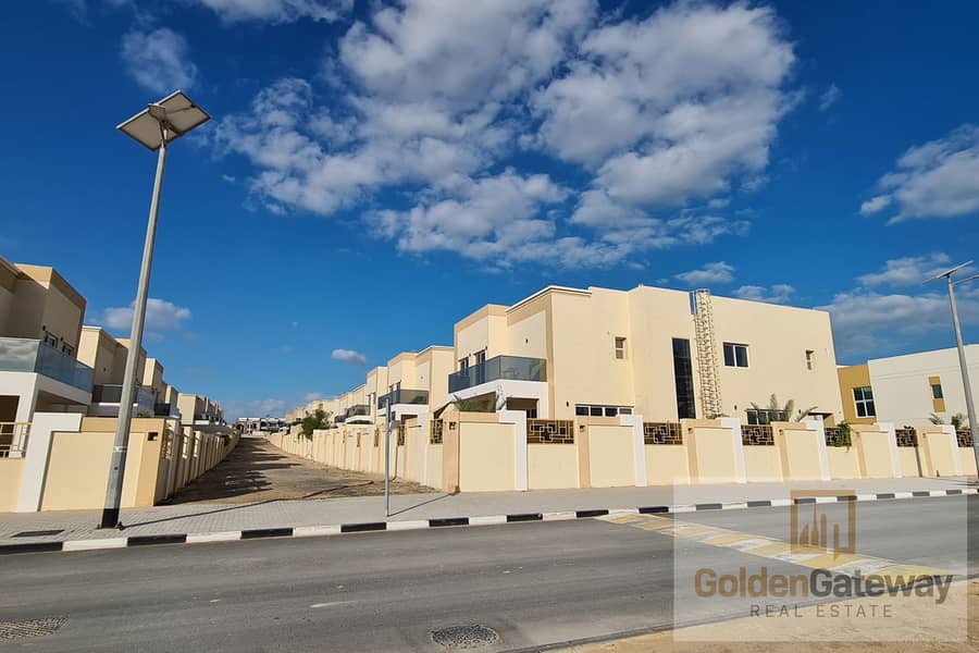 Elegant 5 BR Villa in Makeen Al Furjan Villa - Image 10