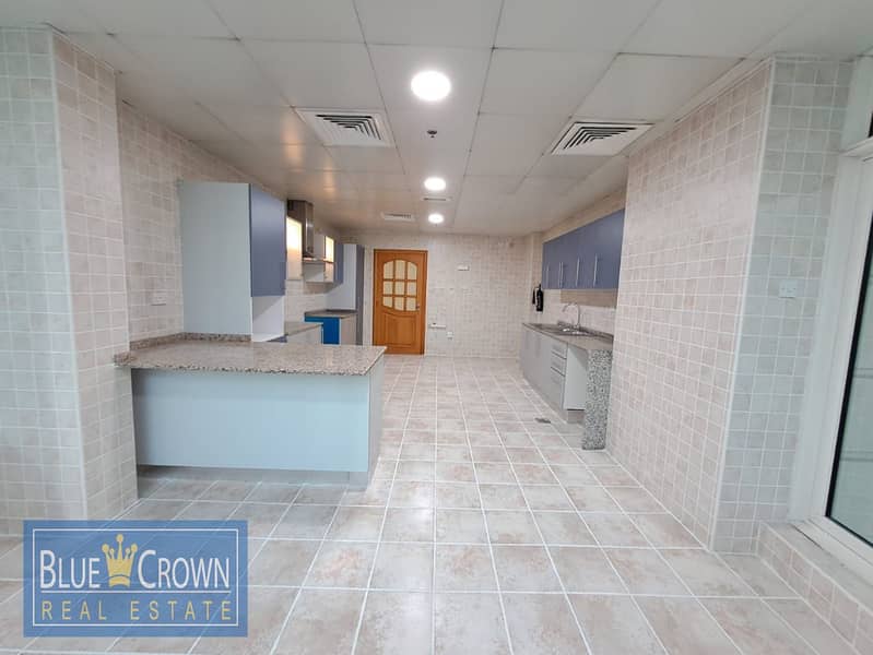 DAZZLING APARTMENT!!SPECIOUS 4BHK WITH MAIDS ROOM