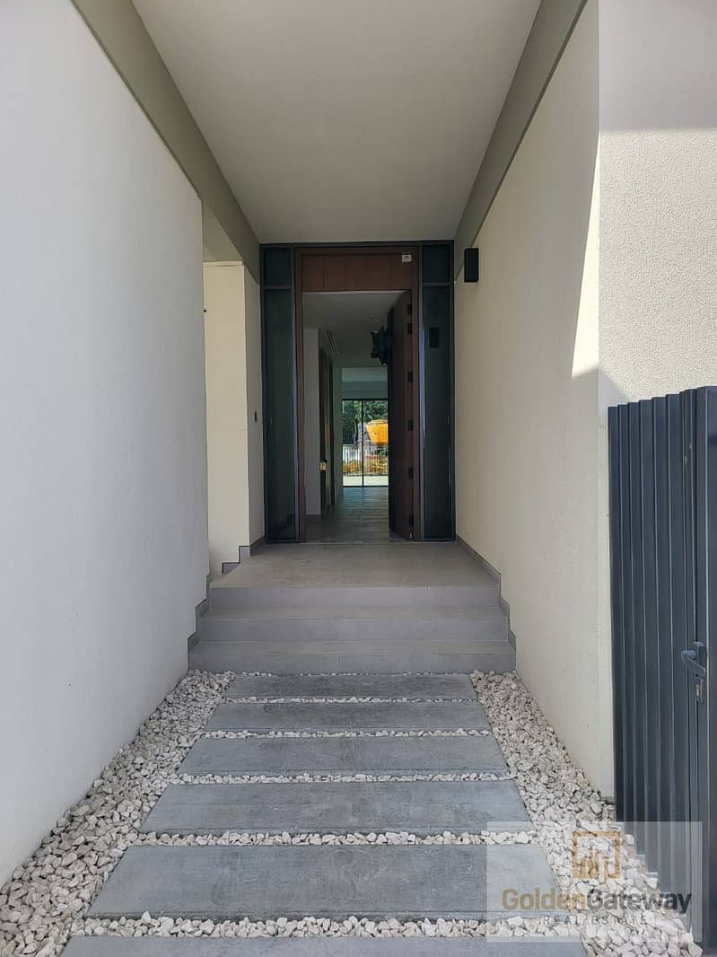 4 BR | Single row | Near Amenities