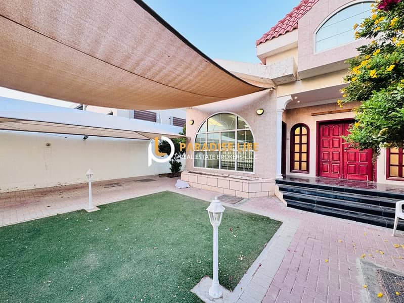 SEMI INDEPENDENT-SINGLE STORY-3BEDROOM ALL EN SUITE-MAIDS -PVT GARDEN-AVAILABLE FOR RENT