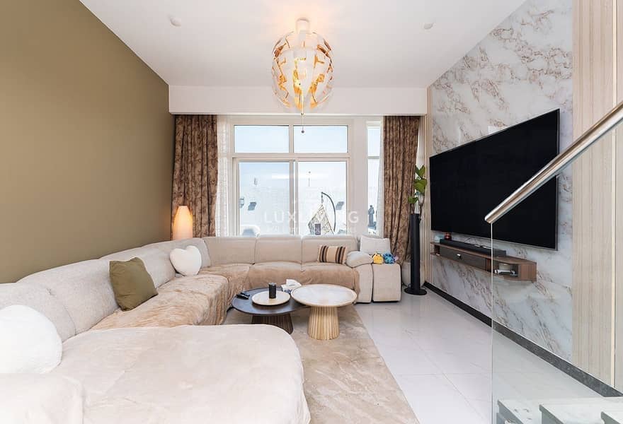 Upgraded | Brand New | Private Garden Upgraded | Brand New | Private Garden