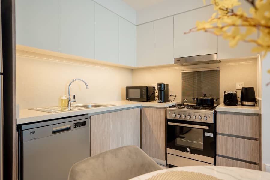 14 1405 THE GRAND CREEK 2880px-51. jpg
