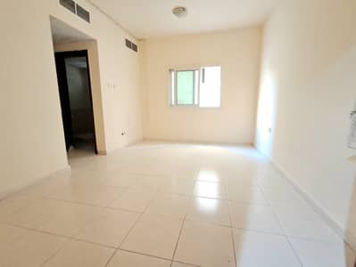 Studio for Rent in Muwaileh, Sharjah - 20251021_165316. jpg Studio for Rent in Muwaileh, Sharjah - 20251021_165316. jpg