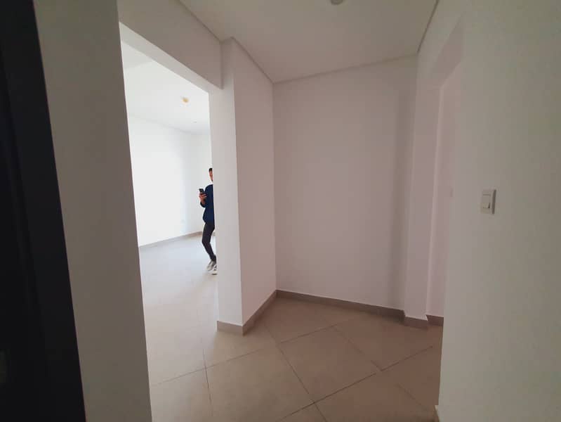 3 20240807_170100. jpg