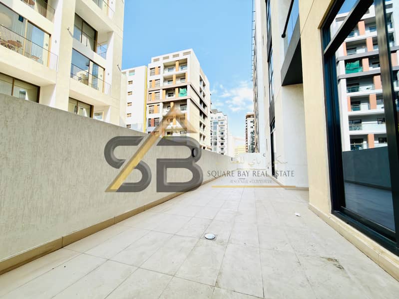 Spacious 2BHK Appartment|Near to Emirates Metro|All Amenities| Easy Access to Sheikh zayd|