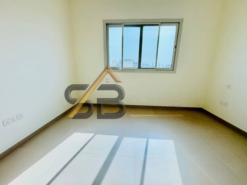 Lavish Apartment with Offer Price and Walkable to Jaddaf Metro - Image 11