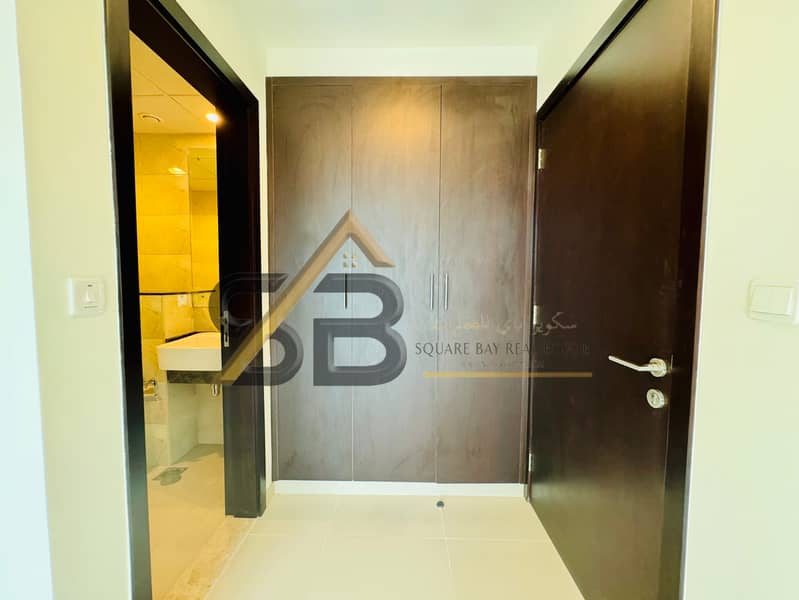 Lavish Apartment with Offer Price and Walkable to Jaddaf Metro - Image 12