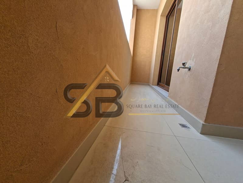 Spacious 2BHK | High Floor | Near To Metro Station