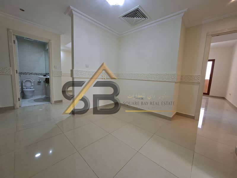 Spacious 2BHK | High Floor | Near To Metro Station - Image 11
