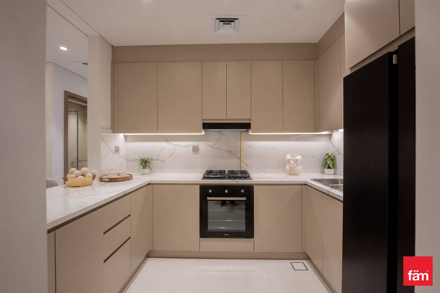 Smart Living | Prime Location | Huge Layout - Image 6