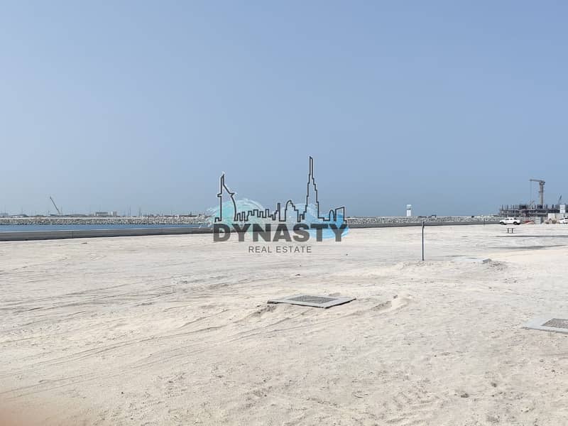 Private Beach Access | Large Plot