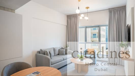1 Slaapkamer Hotel Apartment te Huur in Barsha Heights (Tecom), Dubai - Dlx Living room. jpg