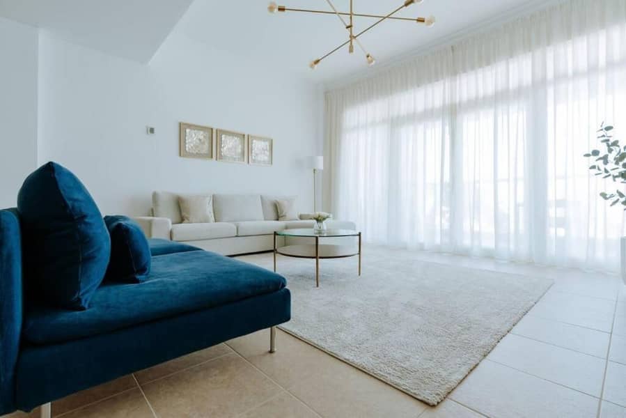 3 Living area. jpg