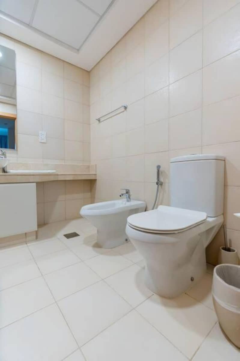 32 bidet. jpg