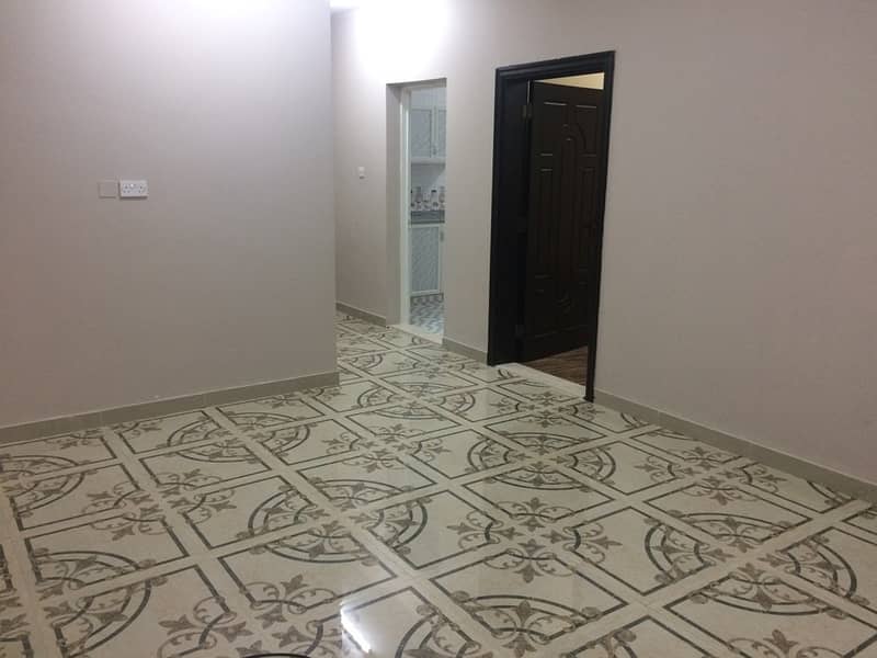 2BHK NEAR SUPER MARKET ,MOSQUE AND PARK ONLY 3500 PM