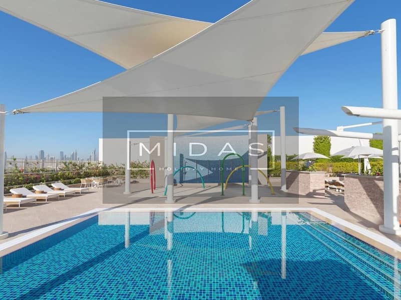 Spacious I Near Mall I City View I Maid Ensuite - Image 15