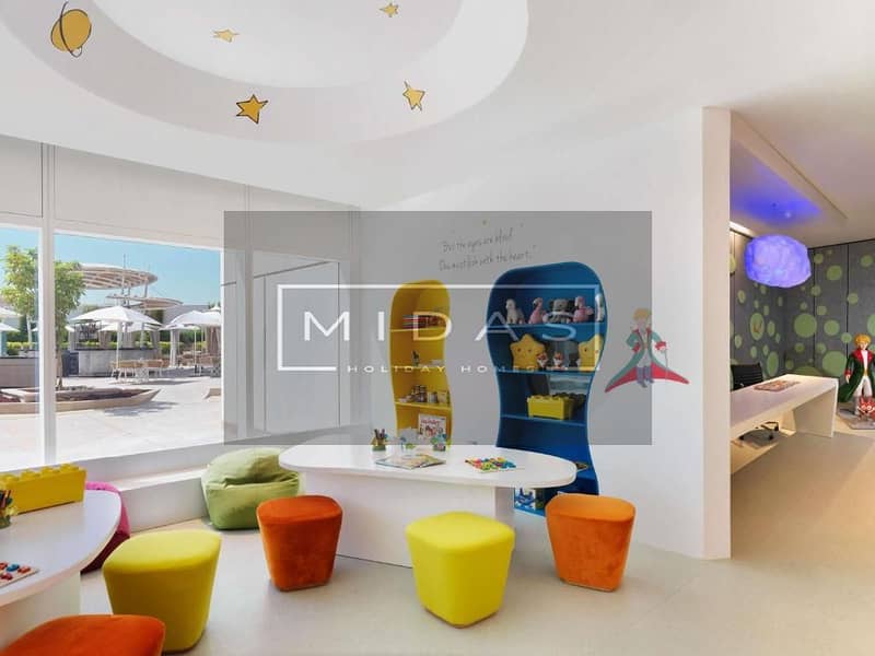 Spacious I Near Mall I City View I Maid Ensuite - Image 25