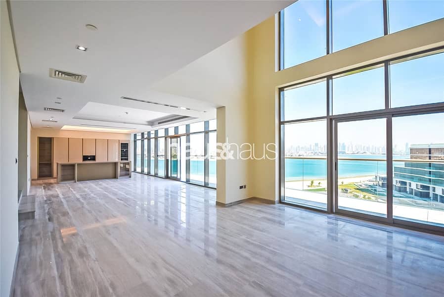 Duplex Penthouse | Stunning Views | 4 Bedrooms
