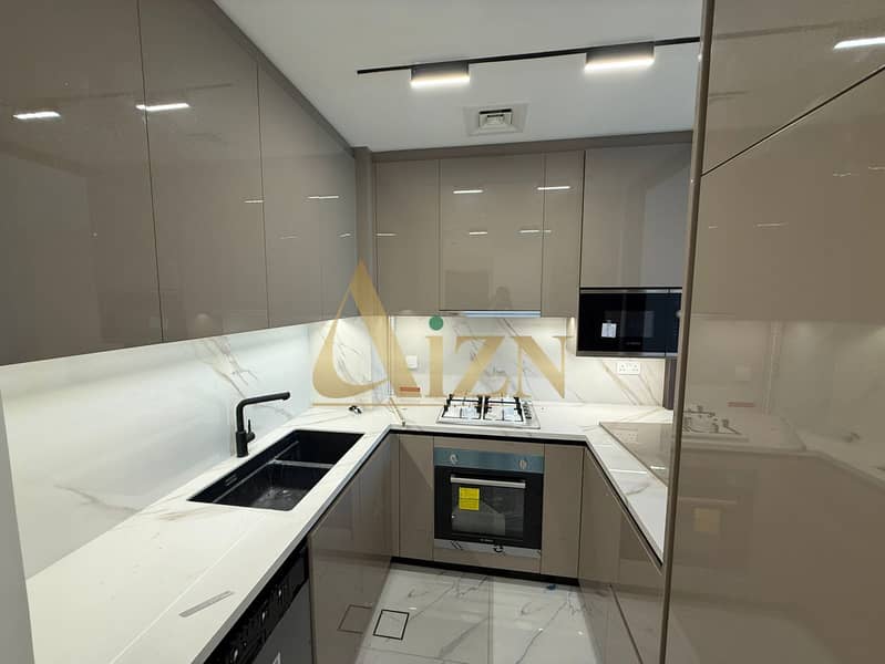 Spacious 1BR + Study | Brand New | Adhara Star Arjan - Image 4