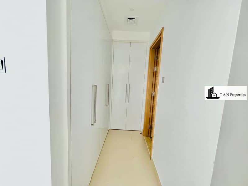 Luxury 2BHK || High Rise With Downtown View || With All Amenities - Image 10