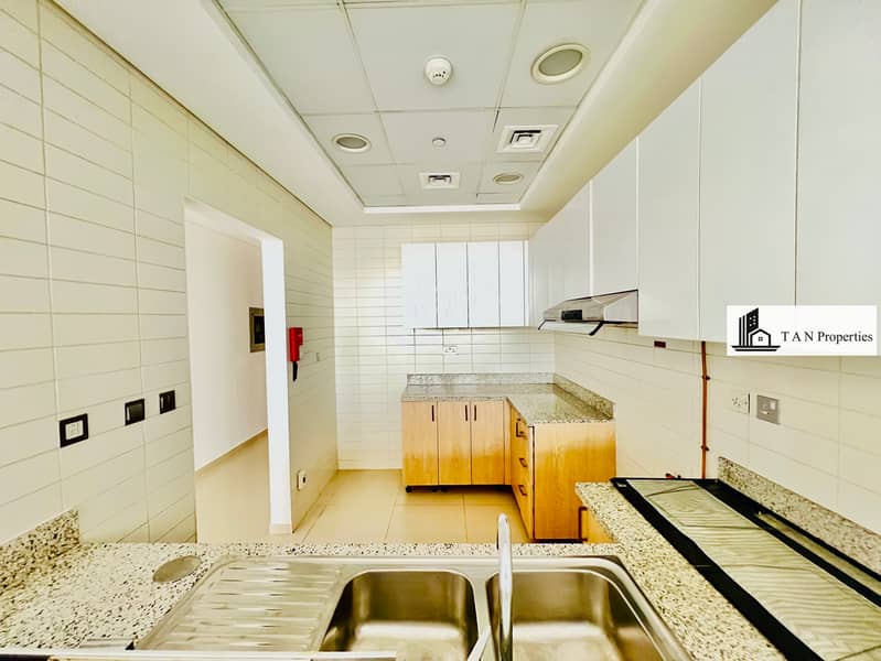 Luxury 2BHK || High Rise With Downtown View || With All Amenities - Image 12